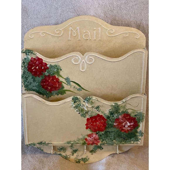 Vtg Toleware Tin Letter Mail Key Holder Hand Painted Geraniums 14"x 11" x 2" - Picture 1 of 4